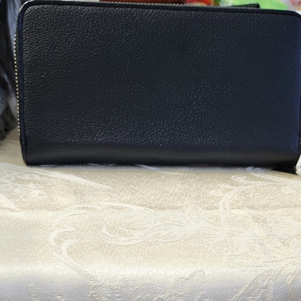 Victoria's Secret Black Wallet with Gold Accents! BRAND NEW! - Picture 2 of 2